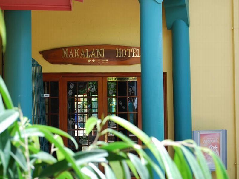 Makalani Hotel 추메브 외부 사진
